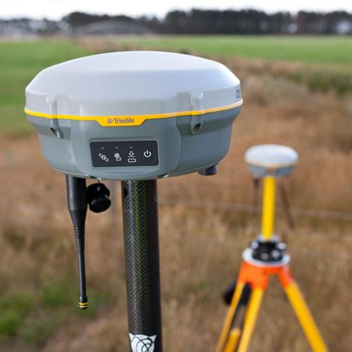 R8s Integrated GNSS Receiver System